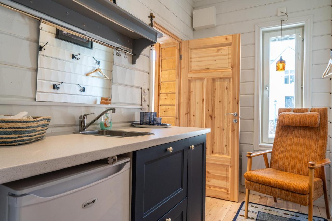 Torpet - Bed And Breakfast Med Charm Norrfjarden Exterior photo