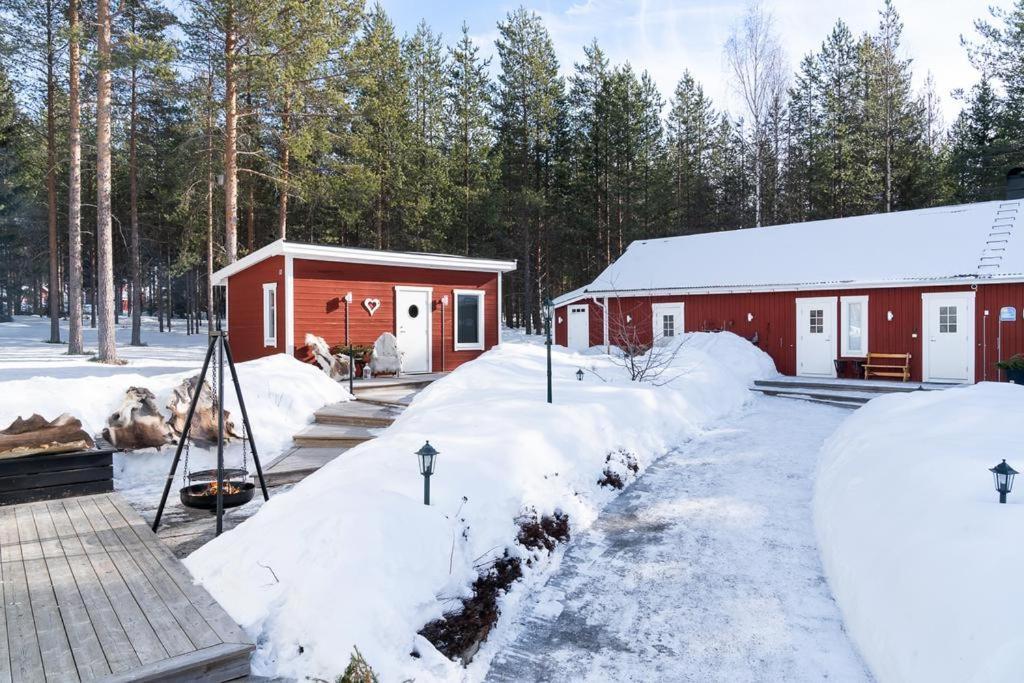 Torpet - Bed And Breakfast Med Charm Norrfjarden Exterior photo